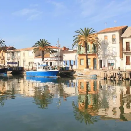Maison A 800m Des Remparts Holiday home Aigues-Mortes